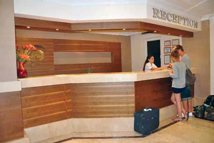 Big Blue Suite Hotel